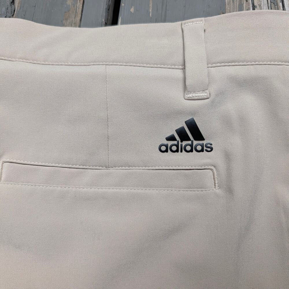 Adidas Golf Shorts Mens 36 Khaki Beige Performance Tech Golfcore Dadcore - Picture 7 of 8